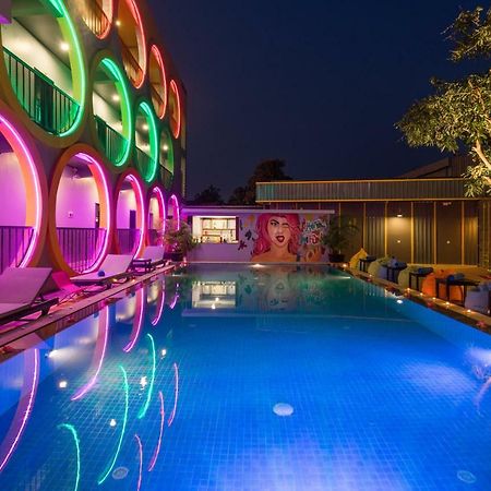 White Rabbit Hostel Siem Reap (Adults Only) Dış mekan fotoğraf