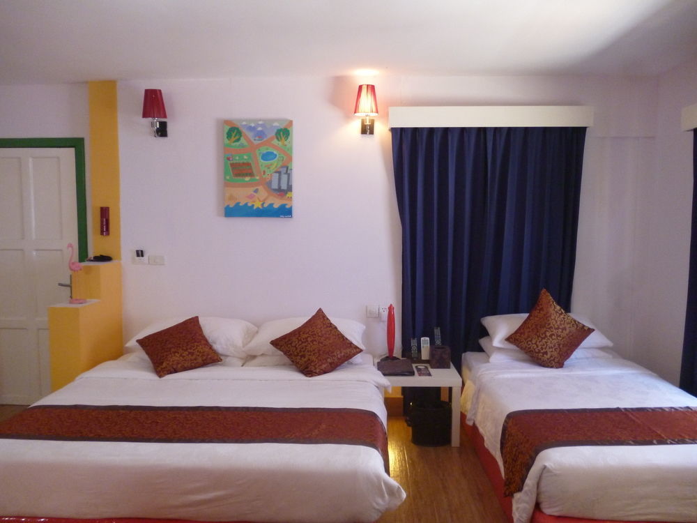 White Rabbit Hostel Siem Reap (Adults Only) Dış mekan fotoğraf