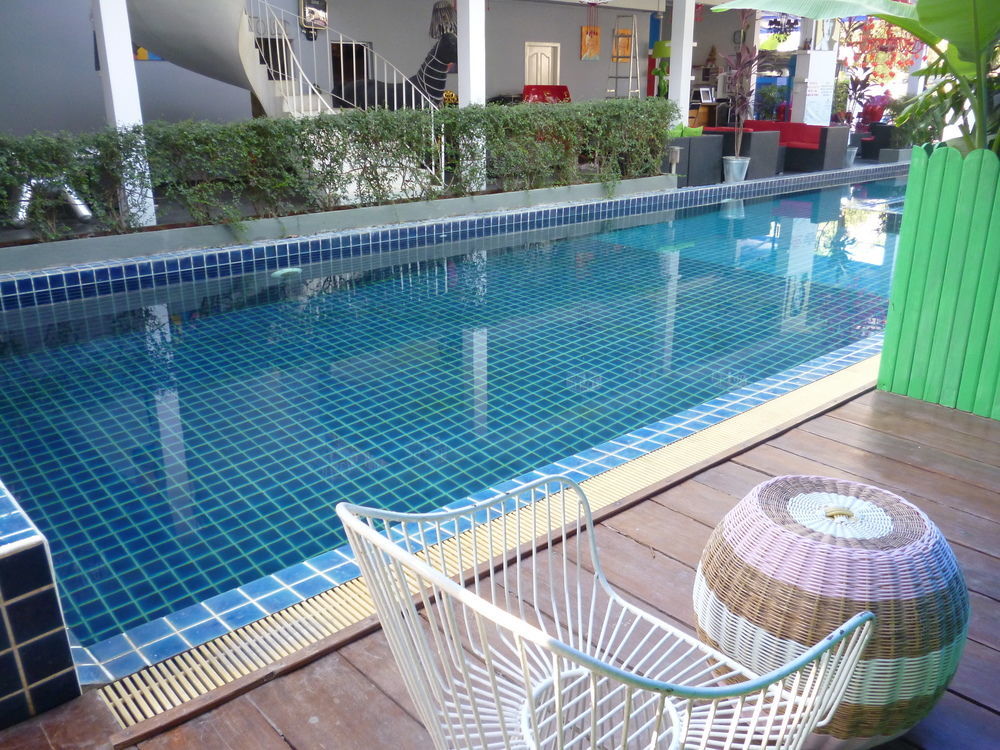 White Rabbit Hostel Siem Reap (Adults Only) Dış mekan fotoğraf