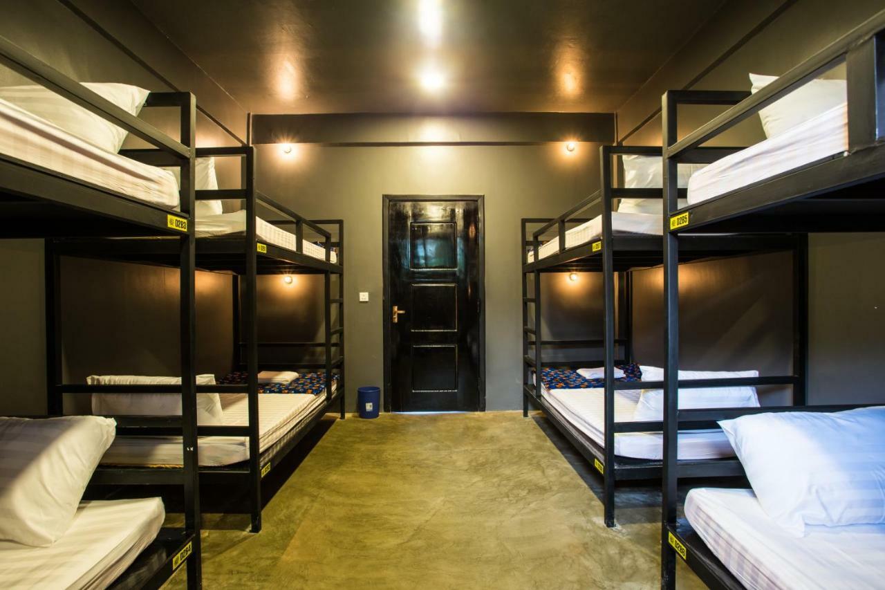 White Rabbit Hostel Siem Reap (Adults Only) Dış mekan fotoğraf