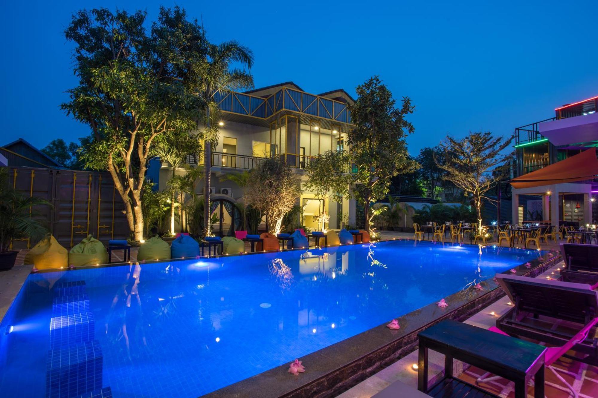 White Rabbit Hostel Siem Reap (Adults Only) Dış mekan fotoğraf