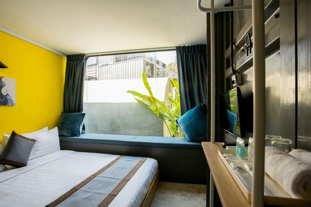 White Rabbit Hostel Siem Reap (Adults Only) Dış mekan fotoğraf